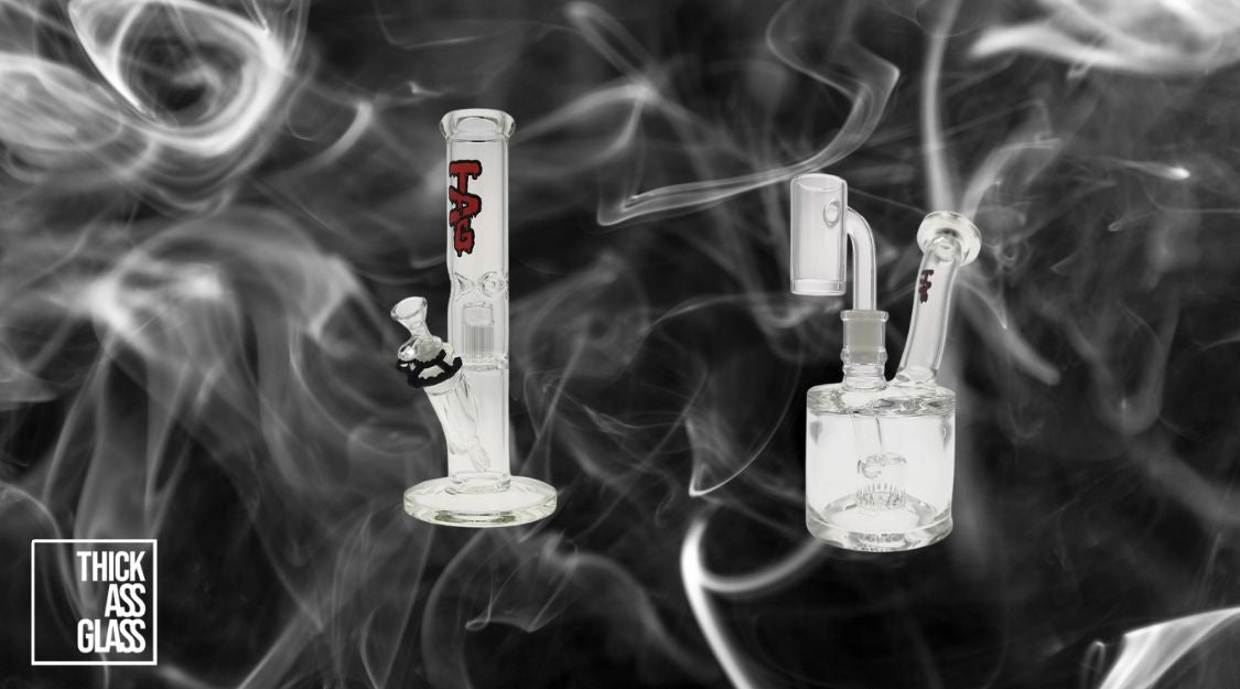 Dab_Rigs_Vs_Bongs_99487341-14e4-4c9d-b6c0-851df700f211